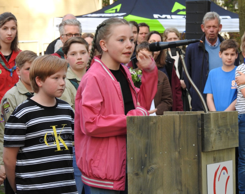 Gedichten 4 mei – 4 en 5 mei Beekbergen